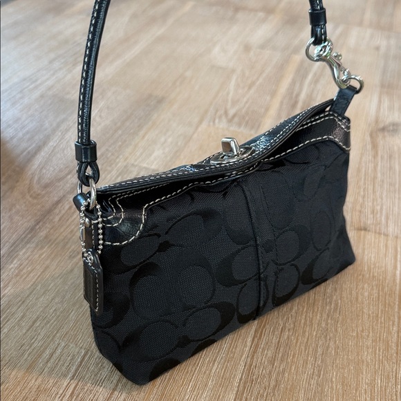 Coach Black Mini Bag Wrislet - Picture 5 of 5